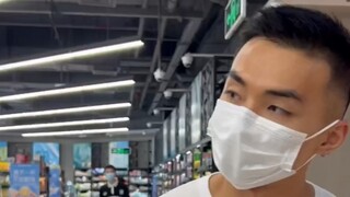 เจอหนุ่มกล้ามโตในซุปเปอร์มาร์เก็ต ทำไงดี? ตอนจบเป็นเรื่องที่ชวนให้คิด