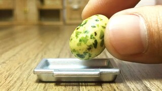 [แอนิเมชันสต็อปโมชัน] ไข่ไดโนเสาร์เหรอ? ทำไมเราไม่เอาไปอบล่ะ?