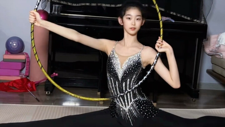 【Bé yêu】Học sinh trung học đam mê thể dục dụng cụ