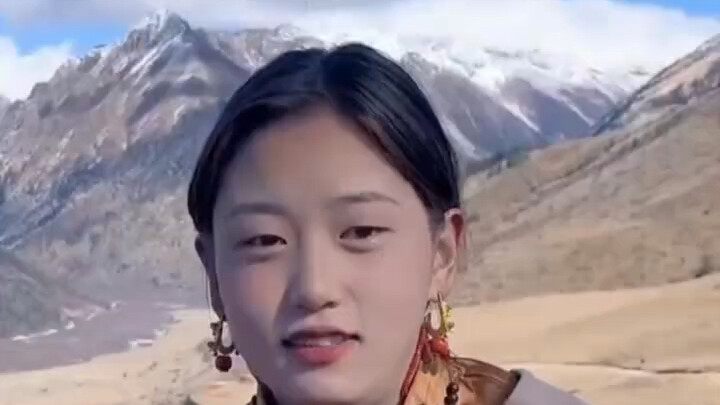 Đi du lịch tự lái tình cờ gặp cô gái người Tạng