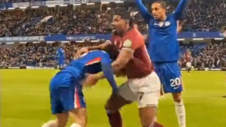 Funny football skills moment 🤣😅
