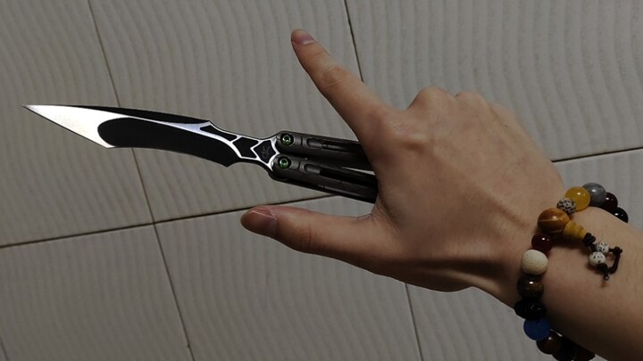 لامبورغيني سكاكين الفراشة: أول سكين CK Emperor Scorpion في الصين