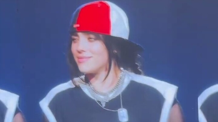 Billie chính là người đã khai sáng cho tôi về xu hướng tính dục của mình!!