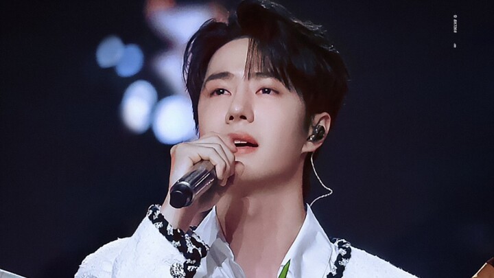 【Rekaman langsung HD】Wang Yibo memimpin nyanyian “Kisah Masa Lalu”, hanya satu kalimat singkat, sang