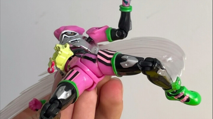 Thirty-one Bandai super movable gashapon toys! ! Is this considered unpopular? Whose memories of sag
