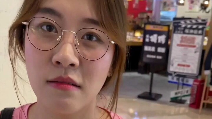 Teacher Liang, this kid has been smart since he was little.