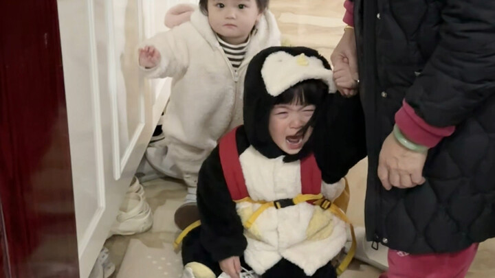 一提上学就下跪！是打工人的精神状态了