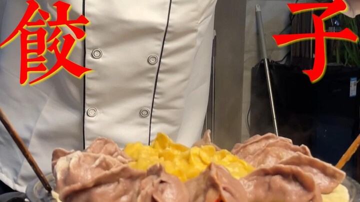 Mempersiapkan makan malam Tahun Baru dua bulan sebelumnya kan cukup masuk akal, ya?