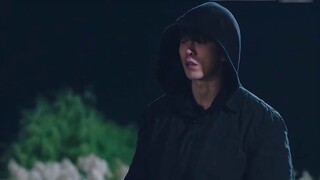ละครเรื่องใหม่กำลังออนแอร์แล้ว: Nam Joo Hyuk ในรูปลักษณ์ของเขาเป็นเทพหนุ่มจากโรงเรียนตำรวจ แต่จริงๆ 