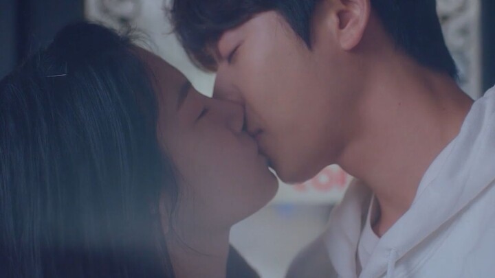 "I hope I can kiss you now" (knock key: wish to be fulfilled by yourself! hot kiss!) [run to you | d