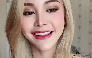 ขอหนาวแสงนีออน ของตั๊กแตน ชลดาจ้า🥰🥰🥰