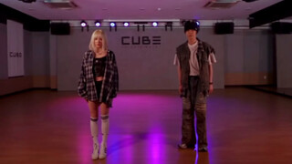 诡异？！俺不中了 这两人是在干嘛呀 哈哈哈哈