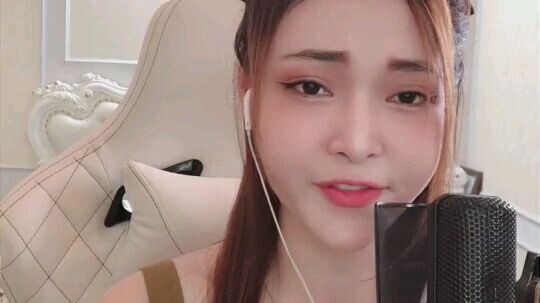 Bản cover bảo anh live trên kênh tik live 😊😊