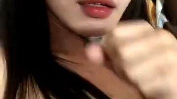 tiktok muna si ako bago mag upload haha