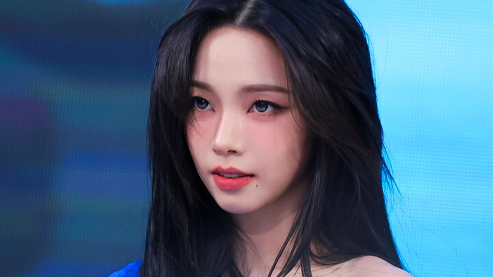 【4K】Yoo Je Min 260523 Acara Hari Ulang Tahun Universitas Yonsei Rekaman Langsung Panggung, Suasana R