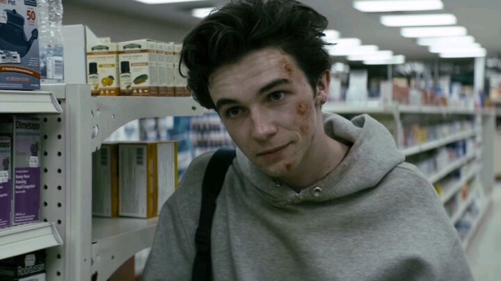 "ᴅ̶ᴏ̶ɴ̶'̶ᴛ̶ ̶ʟ̶ᴇ̶ᴀ̶ᴠ̶ᴇ̶ ̶ᴍ̶ᴇ̶"  لا تتركني