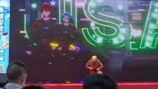 "About the fact that I am exhibiting the United States / China dance usa"