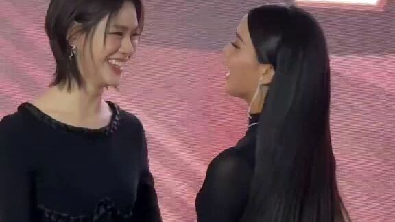 EmiBonnie. #kazzawards #ustheseries
