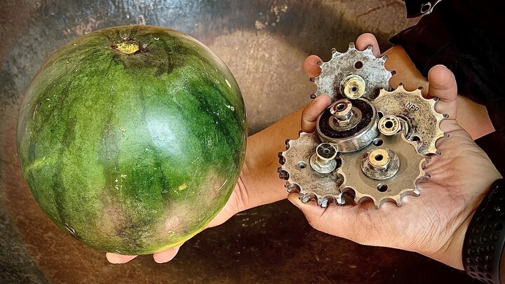 HOMEMADE BEYBLADE VS WATERMELON