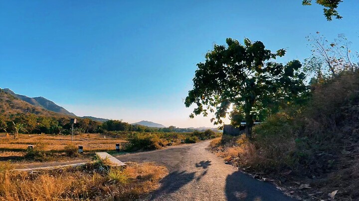 Pada Hari Minggu