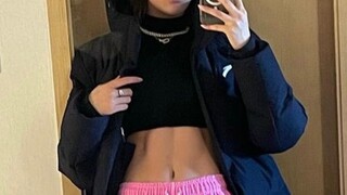[Eileen Gu] Can I really have abs like these? Time to hit the weights!