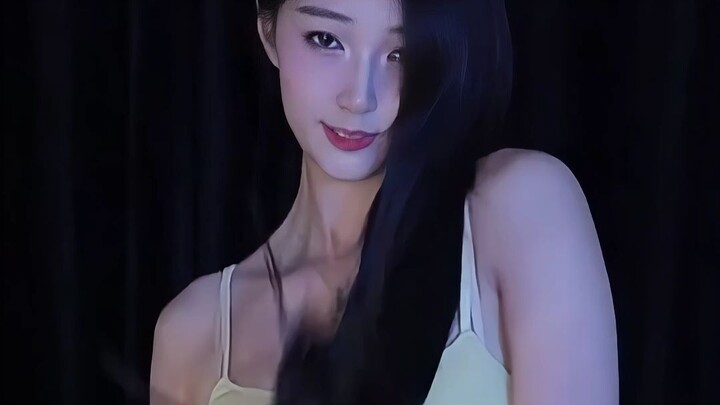 【Lưu Thanh Thanh】Video dọc - Vũ đạo bốc lửa đến mức như muốn phun máu!