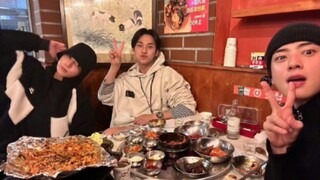 【230408】97line يتناول العشاء معًا مرة أخرى!!!