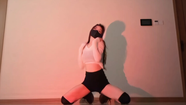 Even after watching it again, I still love this choreography.