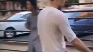 โอ เฮนรี่ เคลื่อนไหว
