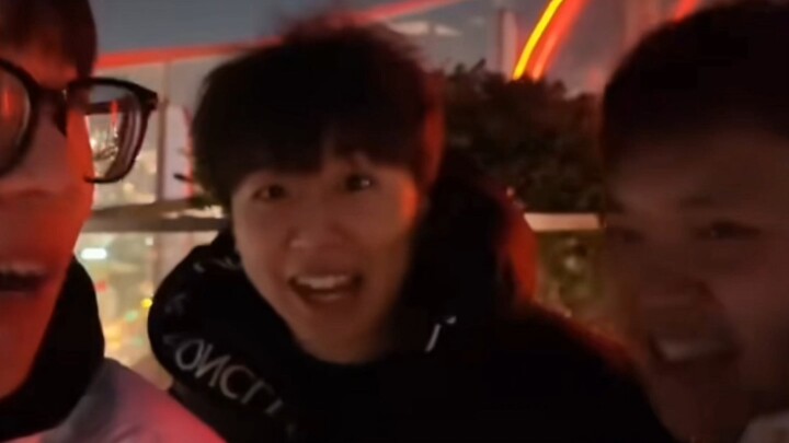 【Viện trưởng Tiểu Triều】Khoảnh khắc siêu cấp bá đạo đáng yêu bùng nổ