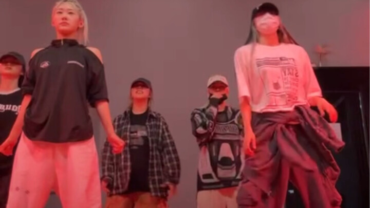 240127 BEBE 直播dance 《Maniac》
