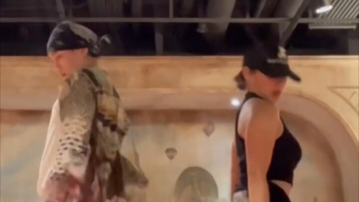 الشريك الروحي ليجونغ × بيبيزو النسخة الكاملة دوجاكات وومن