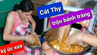 Từ hôm nay DIVA Cát Thy trộn bánh tráng tại chỗ như cũ