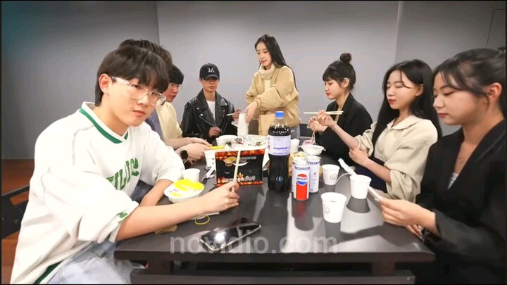 AB LIVE MEMBERS