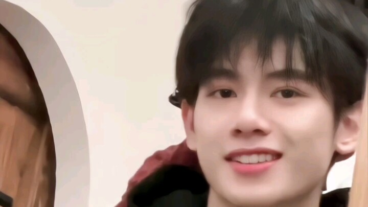 แก๊งสาวดอกไม้ ทั้งเจ็ดคนรวมกันยังมีเล่ห์เหลี่ยมไม่พอหนึ่งดวงใจ