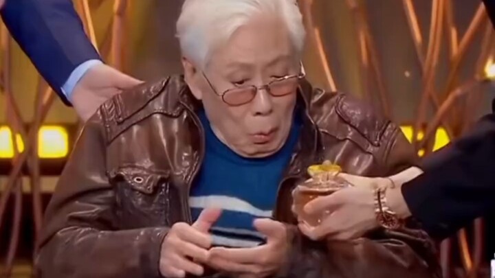 Jiao Huang: This award shouldn’t be mine; it should be bestowed upon Hongli!