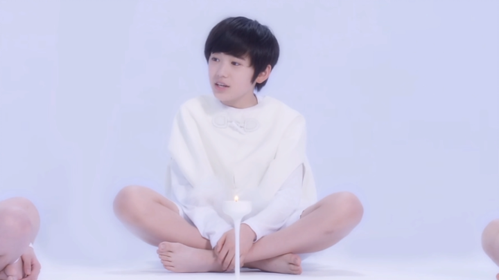 ซ่งหย่าเสวียน ไปช่วยฉันใส่กางเกงหน่อย