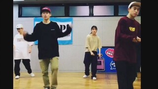 【Hiphop】新的一年要更加用力跳舞哦！新年快乐！每一位小盆友！
