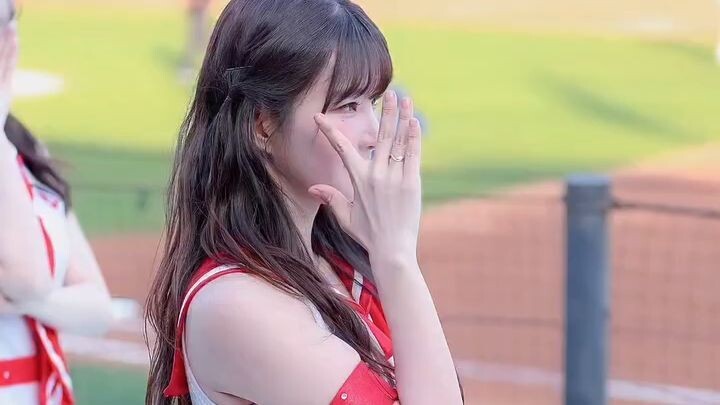 ✨ She Stole Everyone's Attention!#김진아 #김진아치어리더 #dance #kpop #fancam