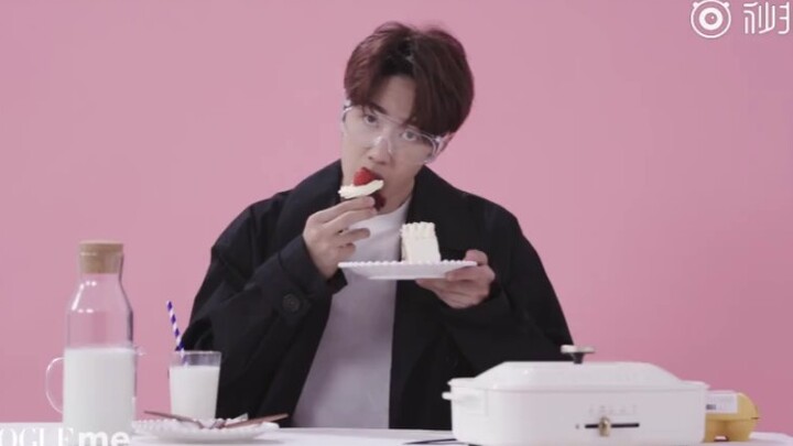 【وانغ يبو】الجاذبية المتناقضة بين حياة يبو اليومية وظهوره الإجباري في الأنشطة المهنية