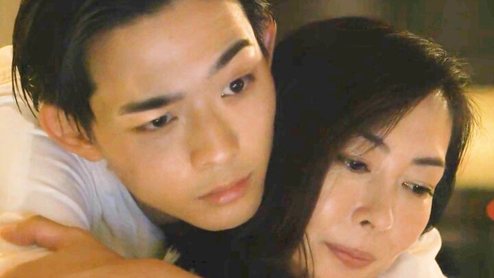 หนุ่มวัย 20 หลงรักเศรษฐินีวัย 50 เพื่ออยู่ใกล้ชิดเธอ เขาถึงกับยอมทำตามคำขอสุดพิสดารของเธอ!