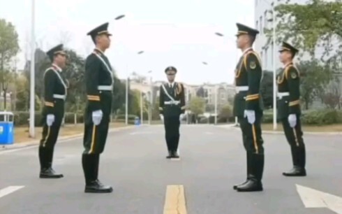 Fans are spoiled into existence—here comes the soldier brother’s adorable tiptoe kill!
