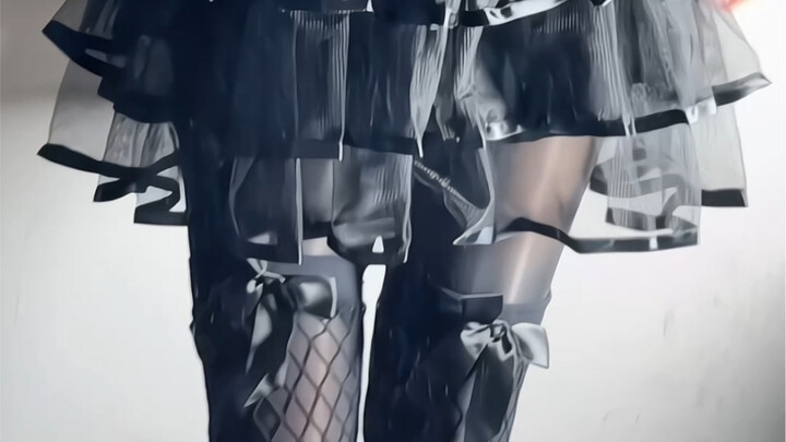 สองชั้นสีดำ