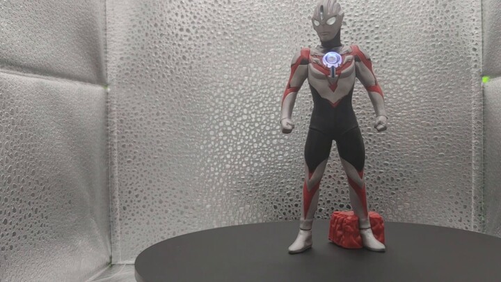 รวบรวมกาชาปองเรืองแสงทั้งหมด! Ultimate Shining Series ของ Bandai รวมถึงสมาชิกอุลตร้าแมนทุกคนด้วย