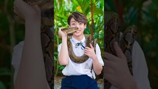 Hobi Oppa, We Hate Snakeu too 😂 | #jhope #bts #shorts #short