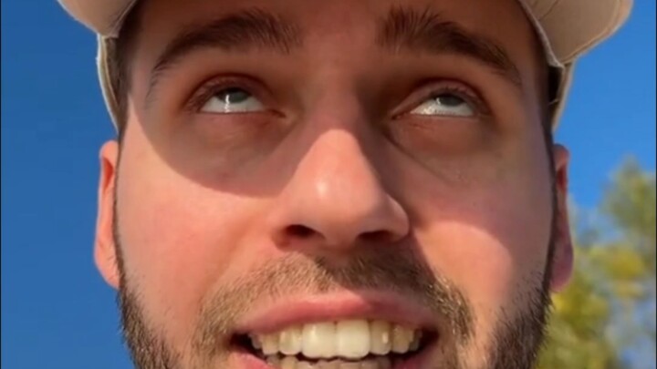 A Collection of Refreshing Moments in Life