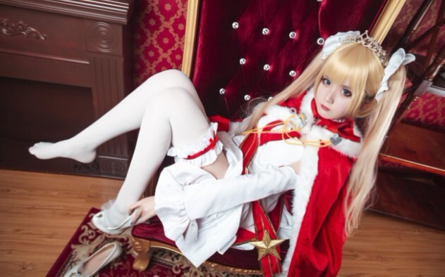 [Cosplay Collection] The little sister cosplays as an Azur Lane heroine. This super cute little sist