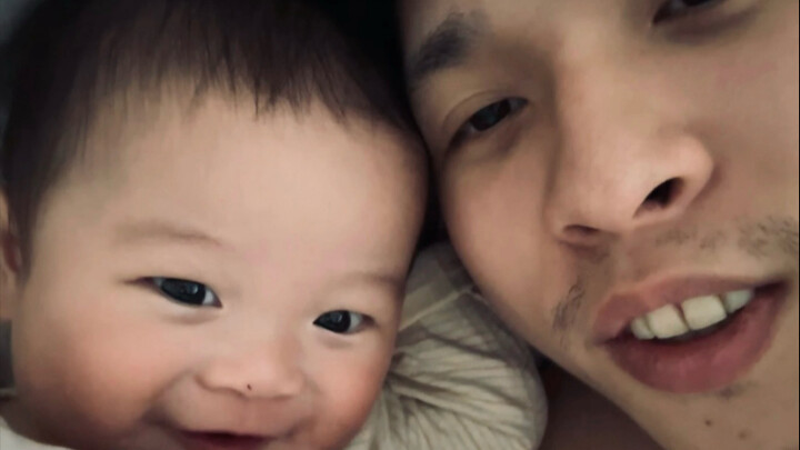 زوجي يعلّم ابننا هكذا كل يوم!! عندما سمعت ذلك، صدقت حقًا...