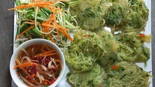 bánh làm bằng vỏ dưa lưới ăn với nước mắm chua ngọt.rất ngon.