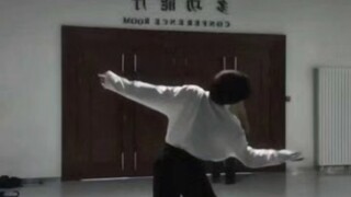 “Yêu và hận cứ thế thăng trầm” | Đêm khuya mưa nhẹ hỏi hoa hải đường | Biên đạo múa sáng tạo nguyên 